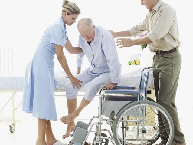 Pacientas be specialaus prietaiso negali savarankiškai judėti
