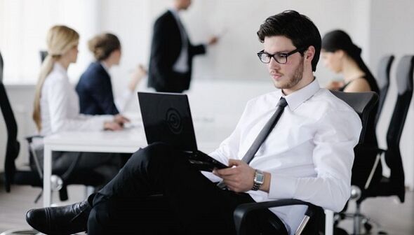 sėdimas darbas kaip juosmens osteochondrozės priežastis