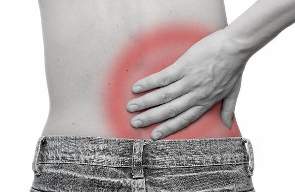 apatinės nugaros dalies skausmas dėl stuburo osteochondrozės